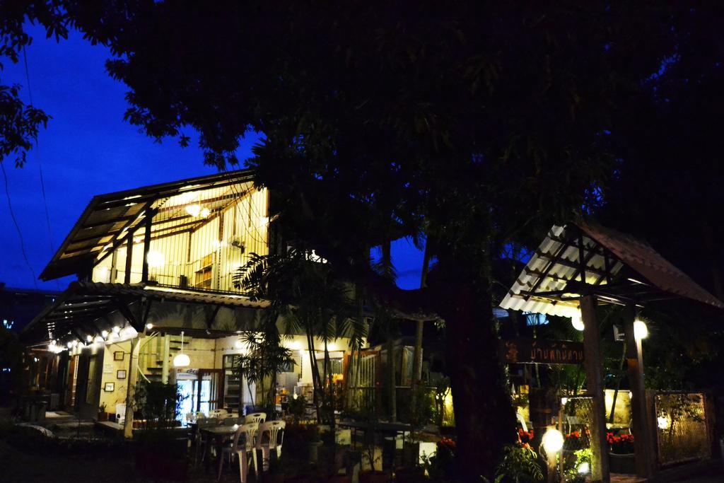 The Old Times Nakhon Hotel Nakhon Si Thammarat Exterior foto